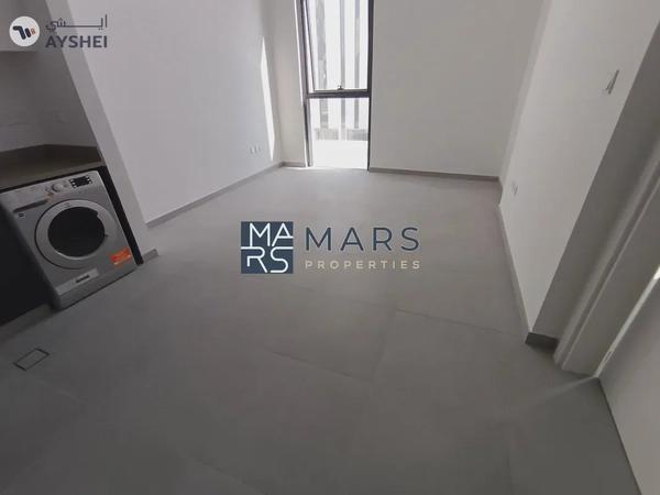 Luxurious brand new 1 bedroom available for sale in al jada East village 550k