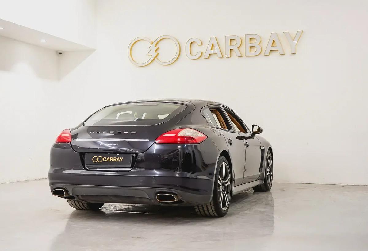 AED 1012 PM | PORSCHE PANAMERA 2012 | 20” TURBO RIMS | CARBON FIBER PACKAGE | 1 YEAR WARRANTY | GCC-3-3