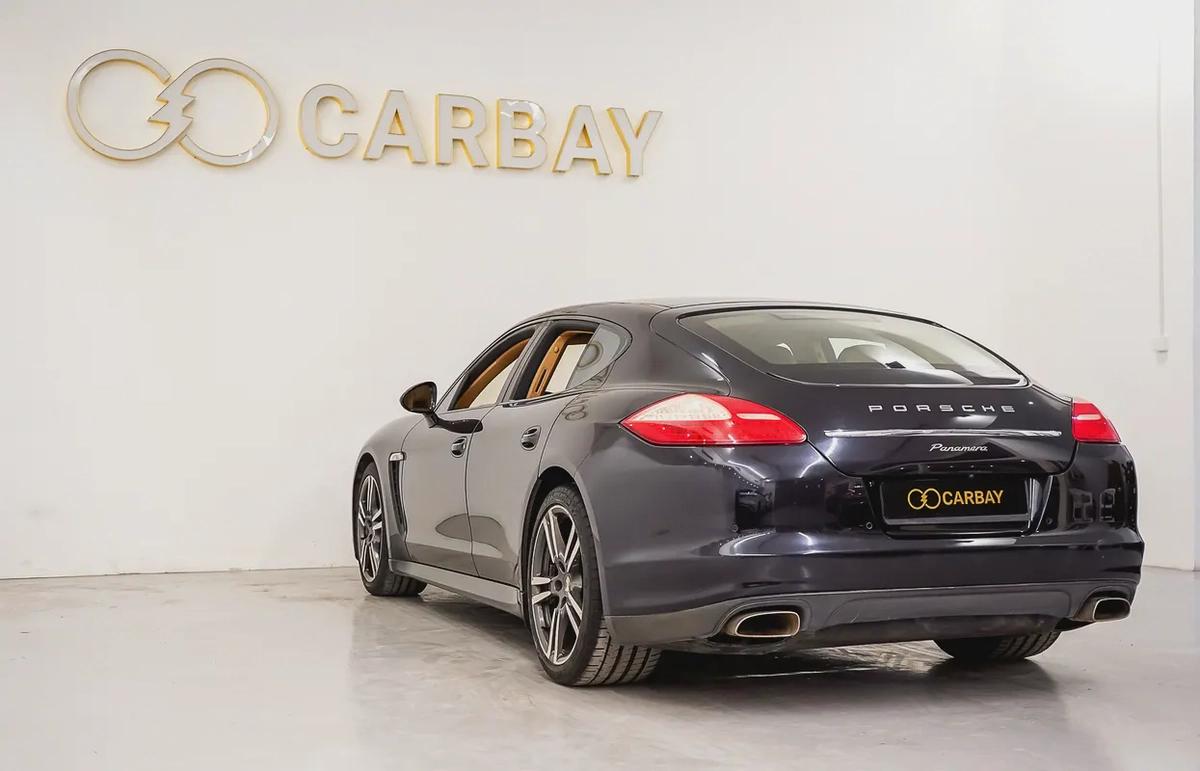 AED 1012 PM | PORSCHE PANAMERA 2012 | 20” TURBO RIMS | CARBON FIBER PACKAGE | 1 YEAR WARRANTY | GCC-7-7