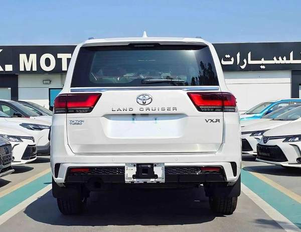 Toyota Land Cruiser VXR LC300 TWIN TURBO / 3.3L DIESEL V6 / FULL OPTION (CODE#LCDVXRH)