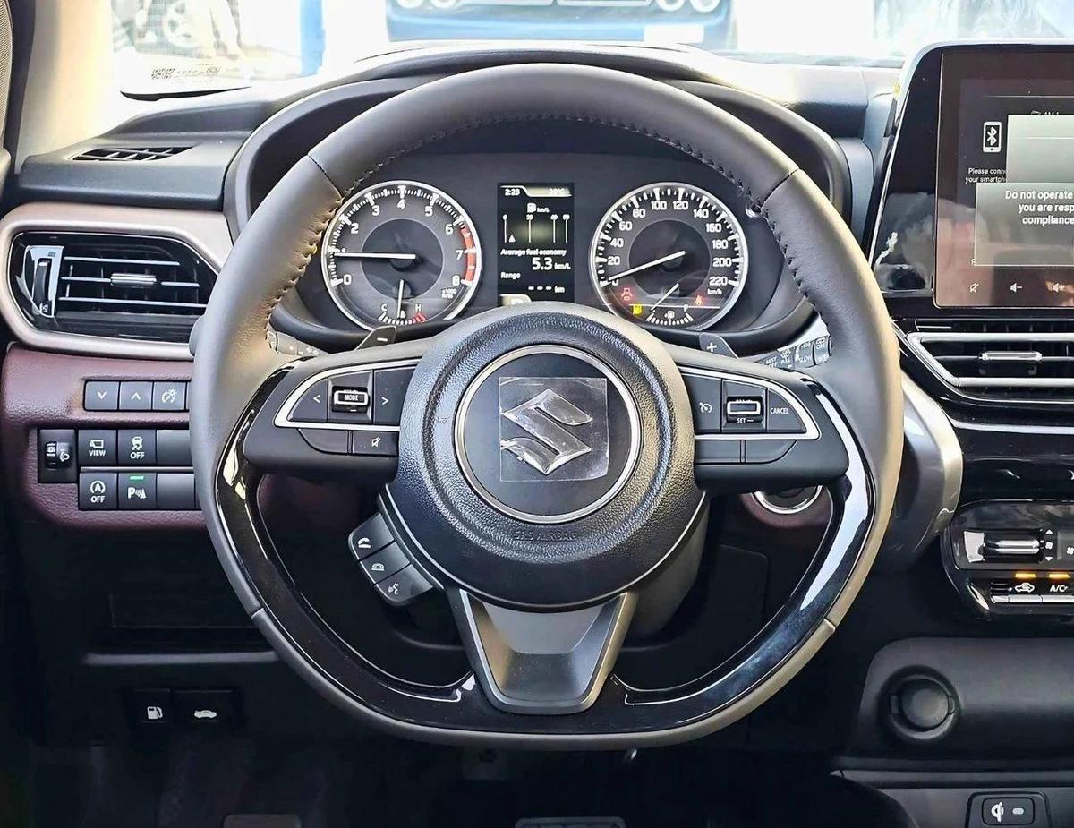 Suzuki Fronx GLX / EURO 5 HYBRID /1.5L V4/ HEADUP DISPLAY / 360*CAMERAS /" 9" DISPLAY AUDIO-11-11