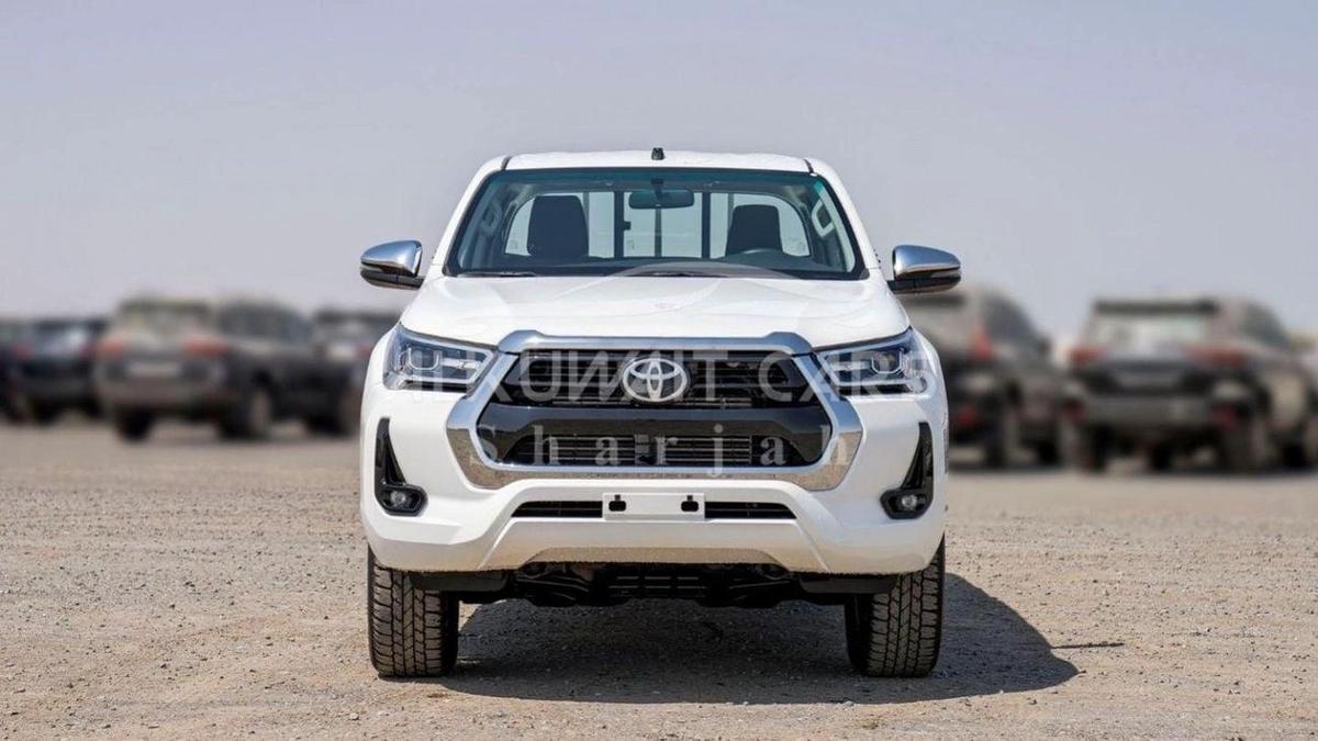 Toyota Hilux Toyota Hilux 2.4L Diesel AT 4X4 Full Option 2025-5-5
