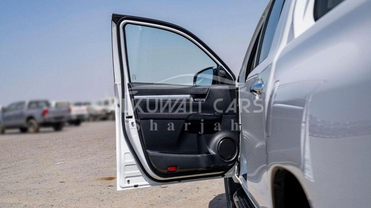 Toyota Hilux Toyota Hilux 2.4L Diesel AT 4X4 Full Option 2025-7-7