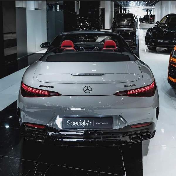 MERCEDES-BENZ SL63 AMG / 2022 / 17,000 KM ONLY / SOFT TOP CONVERTIBLE