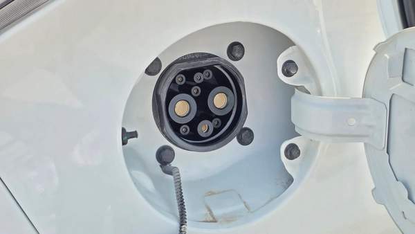 Changan E-Star BenBen (White)