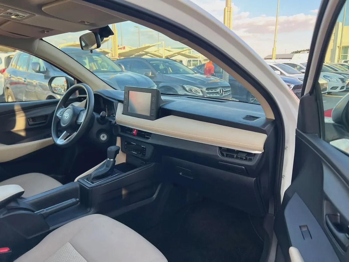 2023 | Toyota Yaris | V4, 1.5 | GCC | Ref#987-9-9