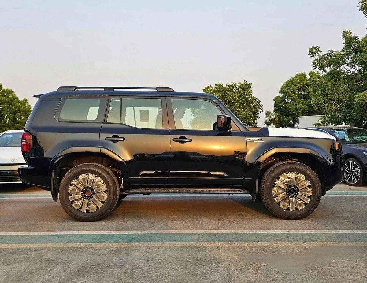 Toyota Prado LUXURY TURBO | 2.4L V4 PETROL | 360* WITH HEADUP DISPLAY | RADAR | PANORAMIC (CODE # PLUX)-3-3