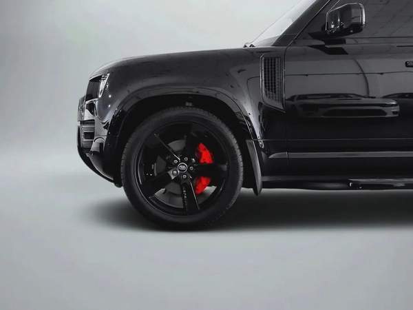 6,691 AED / 60 months | 0% DP | 2024 Land Rover Defender 110 P400 HSE / Land Rover Warranty