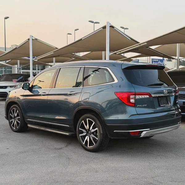 HONDA PILOT (2019) //GCC//TOURING// FULL OPTIONS//GOOD CONDITION