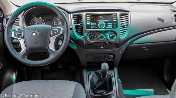 Mitsubishi L200 Mitsubishi L200 L200 2.4L DIESEL 4WD 2023