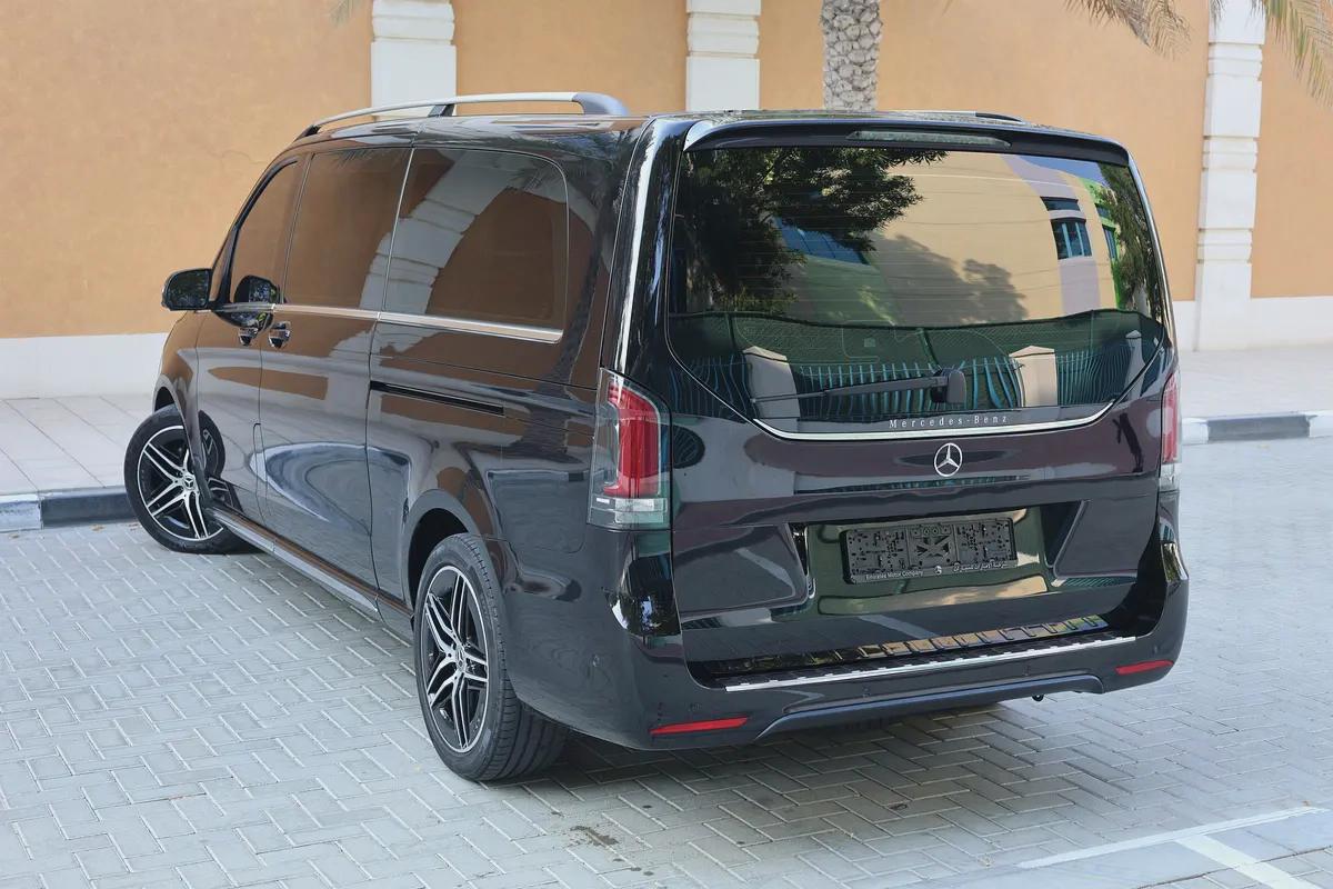 V300 AMG - 4 YRS WARRANTY / SERVICE 200,000 KM - GCC SPECS - PPF - ACCIDENT FREE - FULL SERVICE --4-4