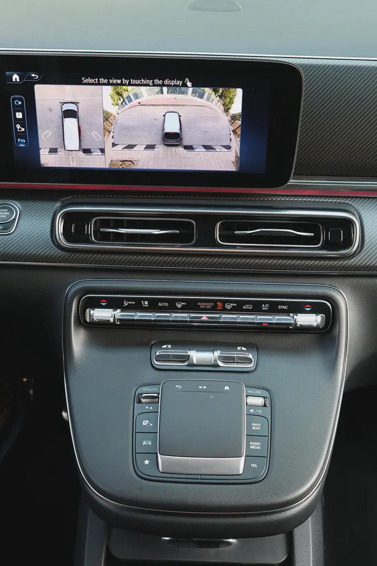 V300 AMG - 4 YRS WARRANTY / SERVICE 200,000 KM - GCC SPECS - PPF - ACCIDENT FREE - FULL SERVICE --14-14