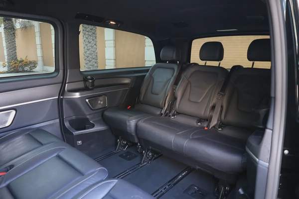 V300 AMG - 4 YRS WARRANTY / SERVICE 200,000 KM - GCC SPECS - PPF - ACCIDENT FREE - FULL SERVICE -