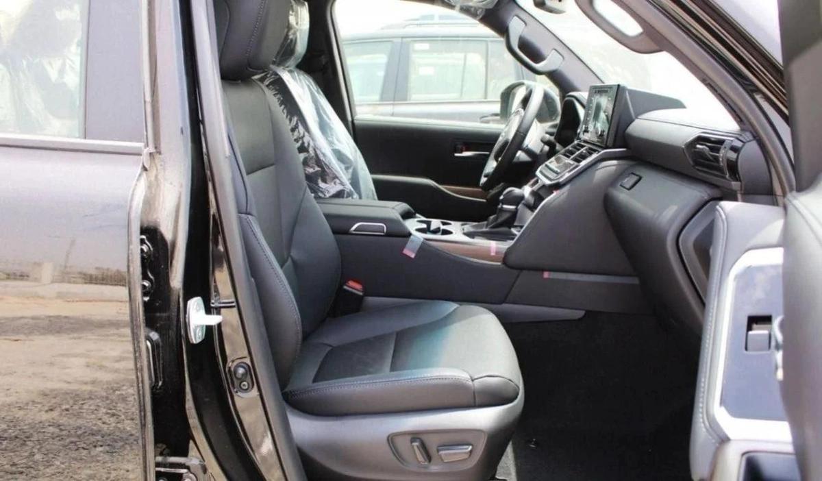 Toyota Land Cruiser GXR 4.0L V6 PETROL-7-7