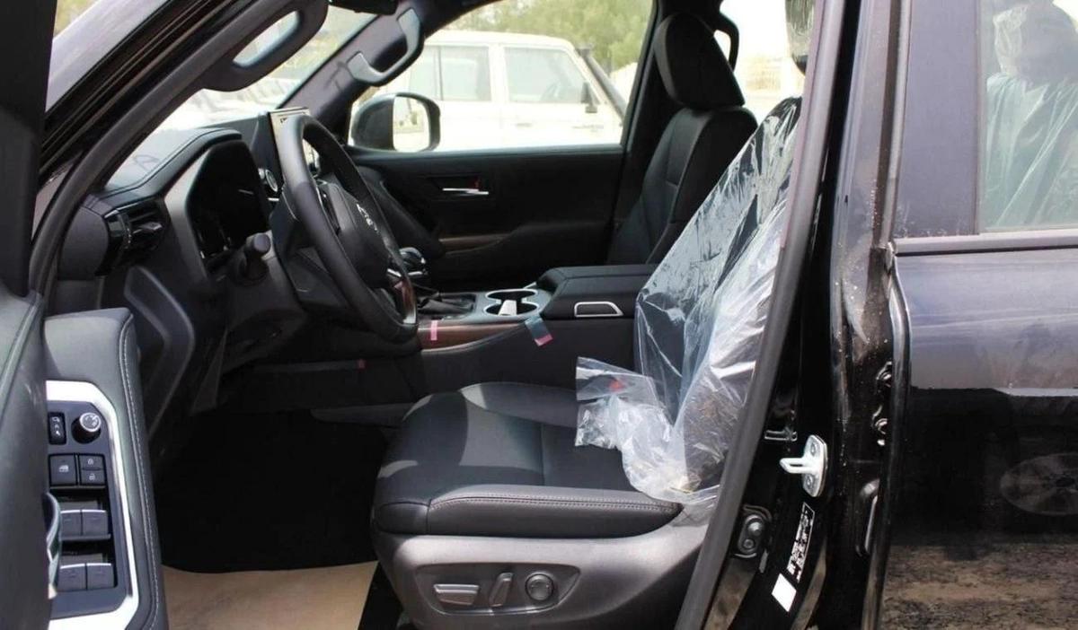 Toyota Land Cruiser GXR 4.0L V6 PETROL-9-9