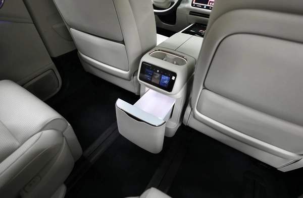 LYNK CO 900 EM-P | BRAND NEW | 2.0L Turbo | Warranty 5 Years