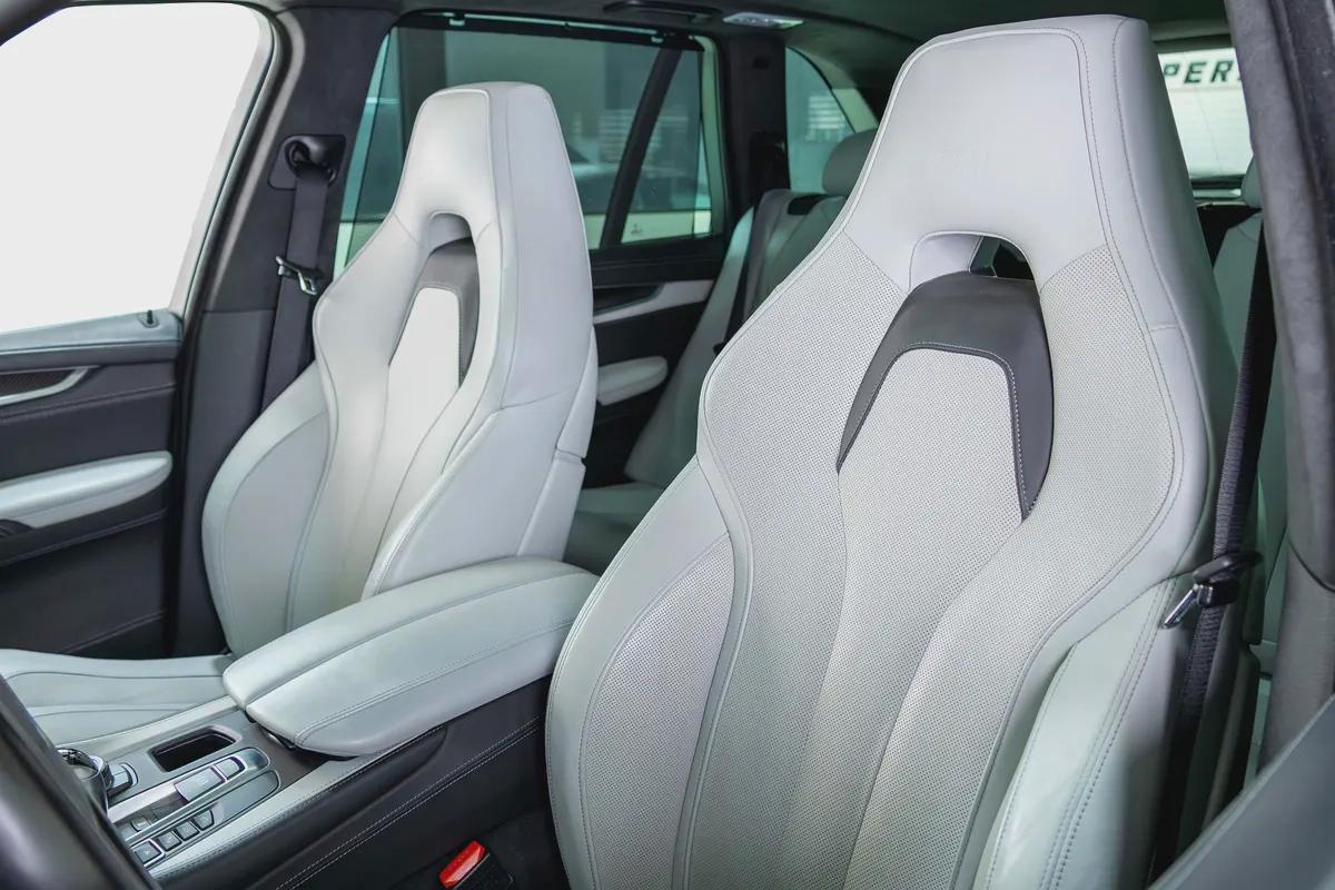 BMW X5 M V8-GCC-BMW Full Service History-Silverstone Metallic Paint-High Gloss black Rims-12-12