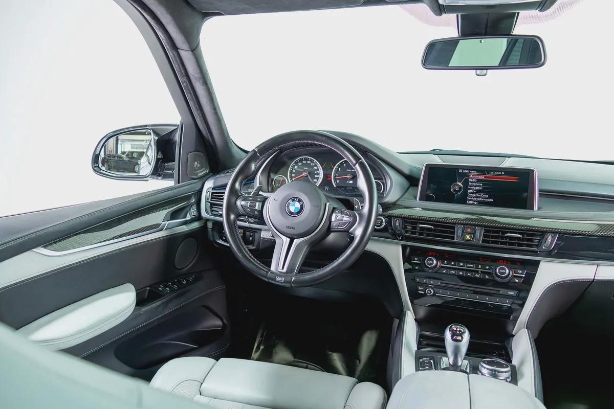 BMW X5 M V8-GCC-BMW Full Service History-Silverstone Metallic Paint-High Gloss black Rims-16-16