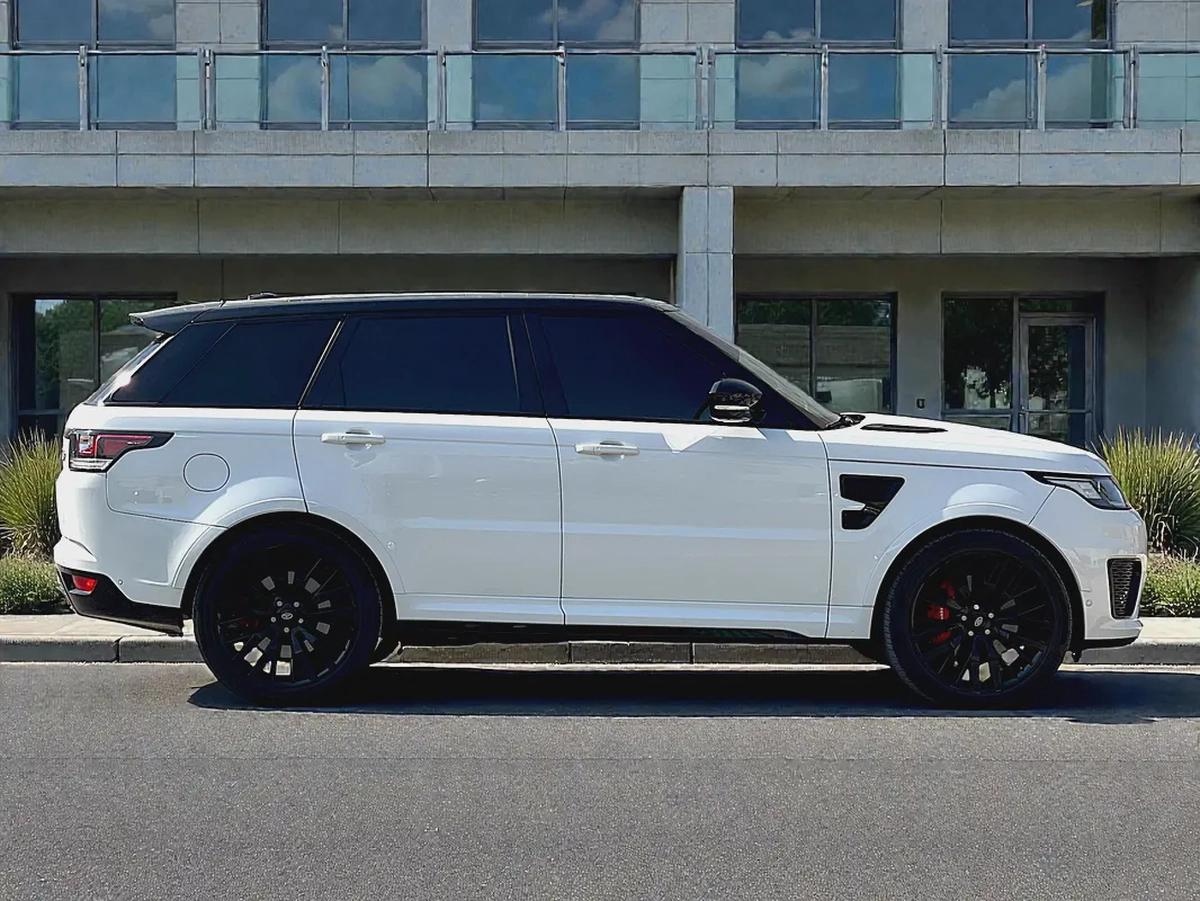 AED 3,602 P.M | RANGE ROVER | SPORT | SVR | 5.7L V8 | 2016 | GCC | ORIGINAL PAINT-4-4