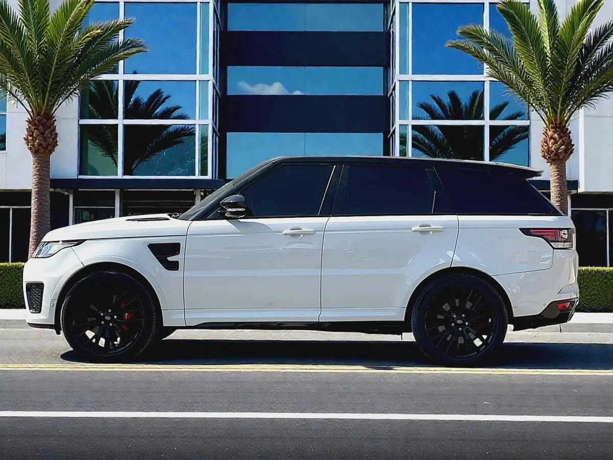 AED 3,602 P.M | RANGE ROVER | SPORT | SVR | 5.7L V8 | 2016 | GCC | ORIGINAL PAINT-5-5