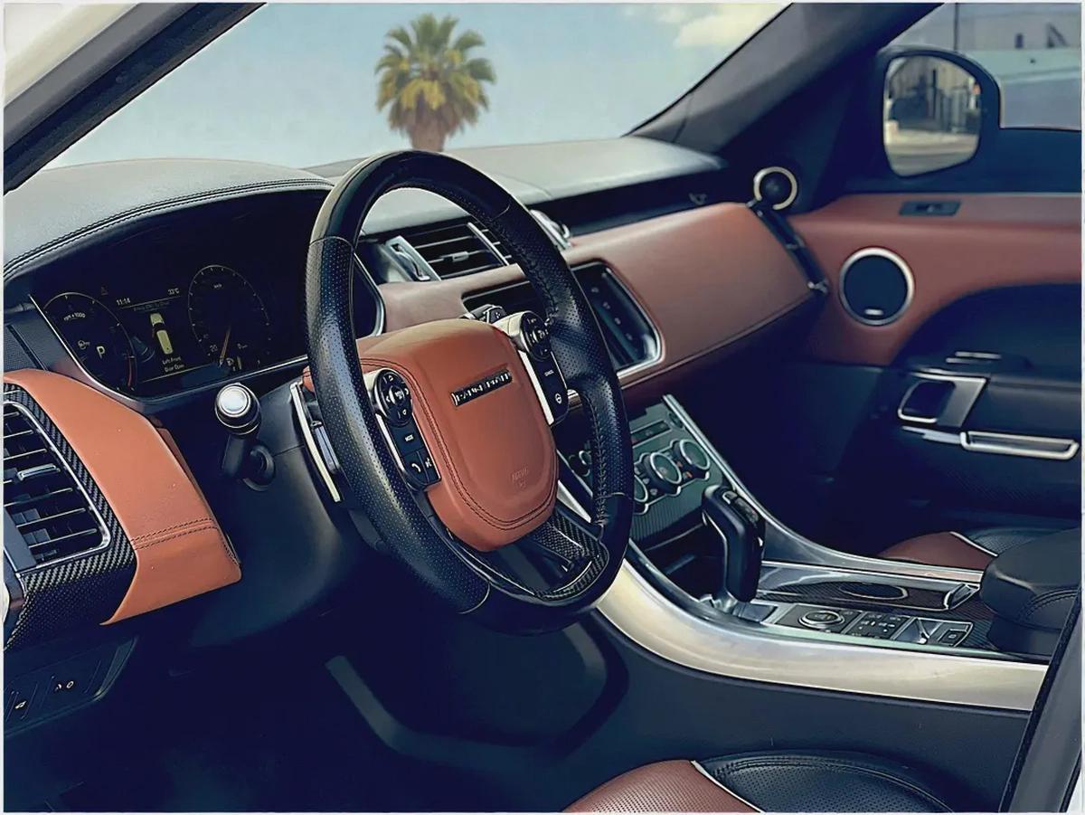 AED 3,602 P.M | RANGE ROVER | SPORT | SVR | 5.7L V8 | 2016 | GCC | ORIGINAL PAINT-9-9