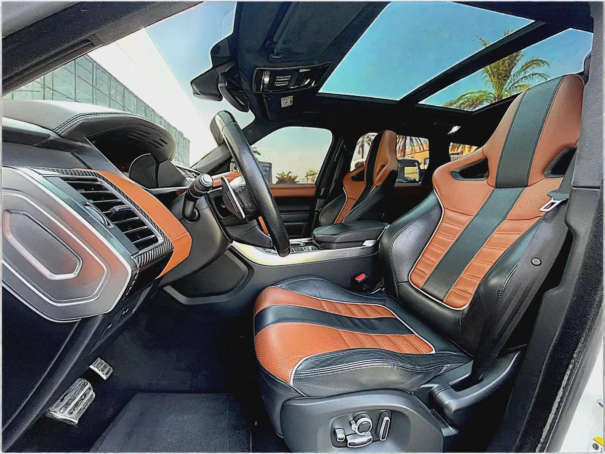 AED 3,602 P.M | RANGE ROVER | SPORT | SVR | 5.7L V8 | 2016 | GCC | ORIGINAL PAINT-10-10