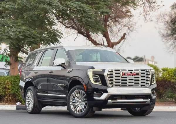 GMC YUKON 4WD DENALI GCC - VIP +TV V8 6,2 - Ex