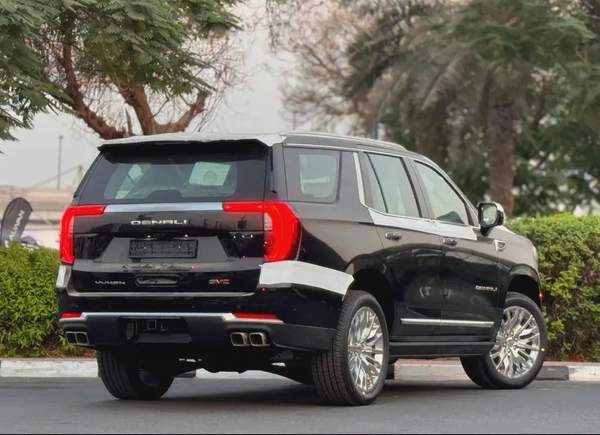 GMC YUKON 4WD DENALI GCC - VIP +TV V8 6,2 - Ex