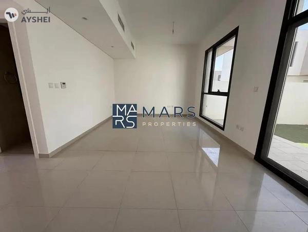 Lavishing Unit | Excellent Community | Ready To Move