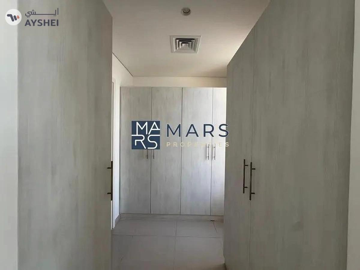 Lavishing Unit | Excellent Community | Ready To Move-11-11