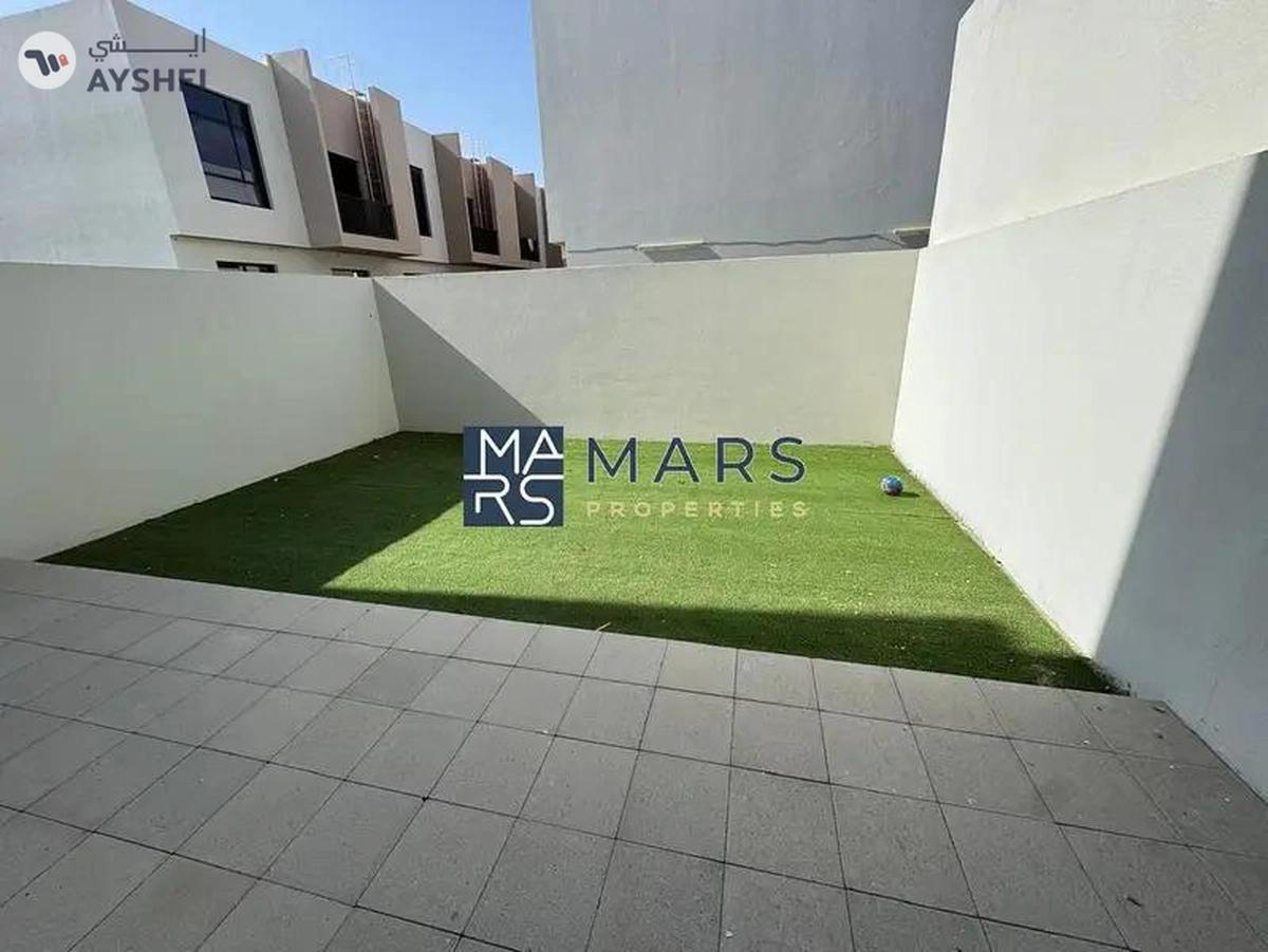 Lavishing Unit | Excellent Community | Ready To Move-0-landscape