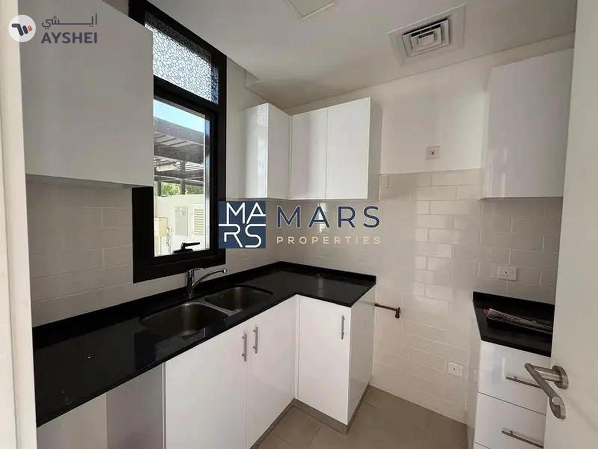 Lavishing Unit | Excellent Community | Ready To Move-5-5