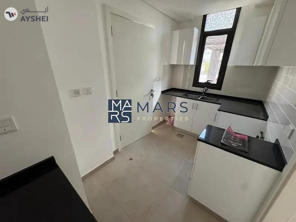 Lavishing Unit | Excellent Community | Ready To Move-7-7