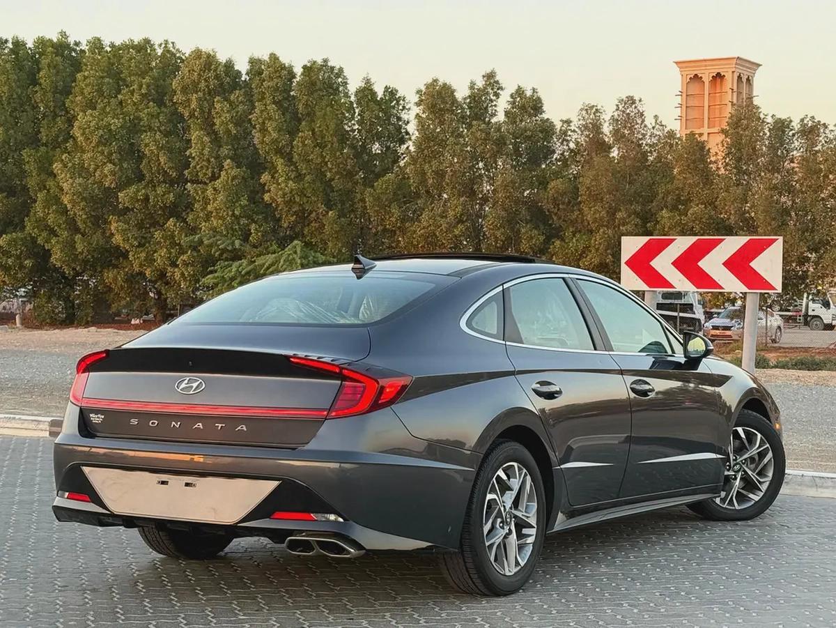 Hyundai Sonata American spec full option excellent condition-4-4