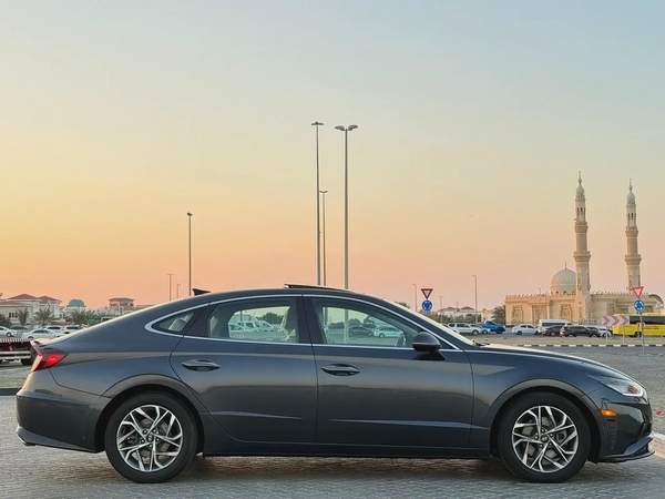 Hyundai Sonata American spec full option excellent condition