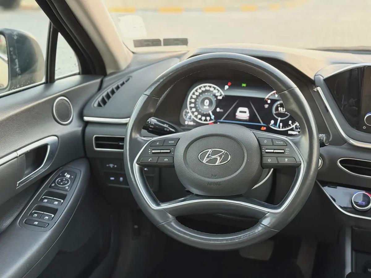 Hyundai Sonata American spec full option excellent condition-9-9