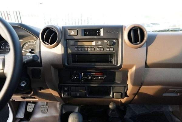 Toyota Land Cruiser 70 Toyota Land Cruiser Hard Top LC78 4.5L 3DOOR V8 Diesel 2025