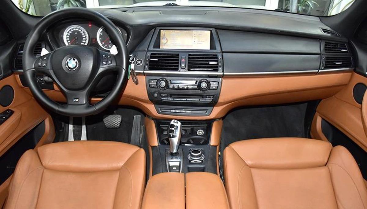 BMW X5 M ( 2010 Model ) in White Color GCC Specs-8-8