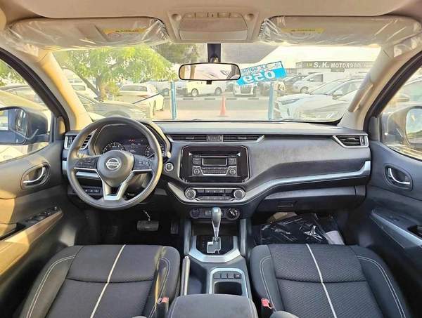 Nissan X Terra SE 7 SEATS / 2.5L PETROL V4 / LEATHER SEATS / PUSH START / 4WD (CODE # 69096)