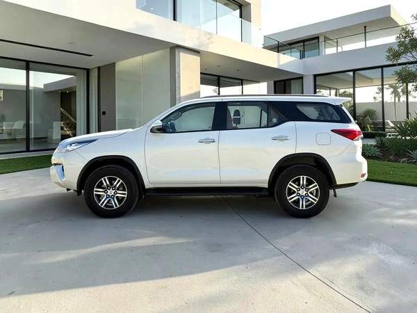 AED 1,440 P.M | 0% DOWN PAYMENT | TOYOTA FORTUNER EXR | 2.7L I4 4WD | 2020 | FULL AGENCY SERVICE HIS