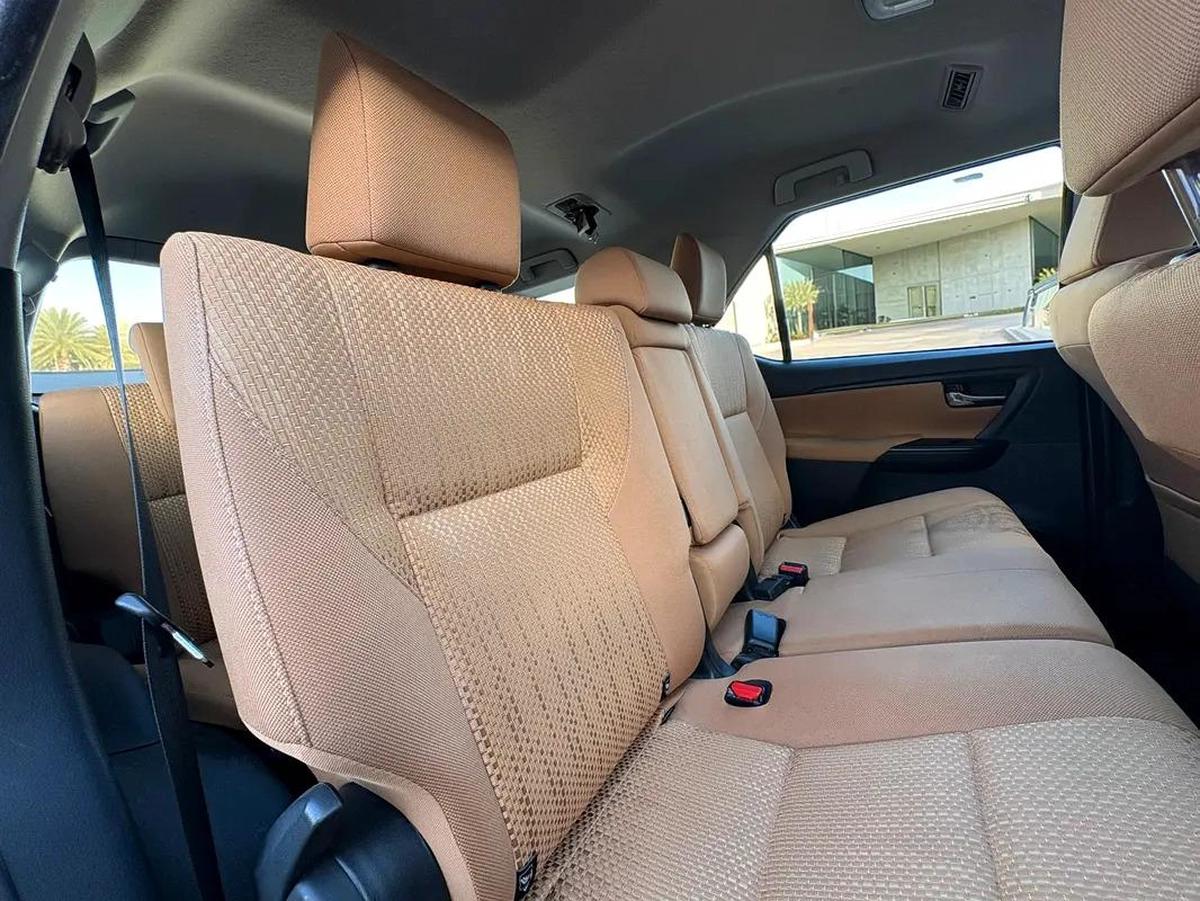 AED 1,440 P.M | 0% DOWN PAYMENT | TOYOTA FORTUNER EXR | 2.7L I4 4WD | 2020 | FULL AGENCY SERVICE HIS-11-11