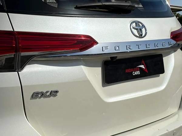 AED 1,440 P.M | 0% DOWN PAYMENT | TOYOTA FORTUNER EXR | 2.7L I4 4WD | 2020 | FULL AGENCY SERVICE HIS