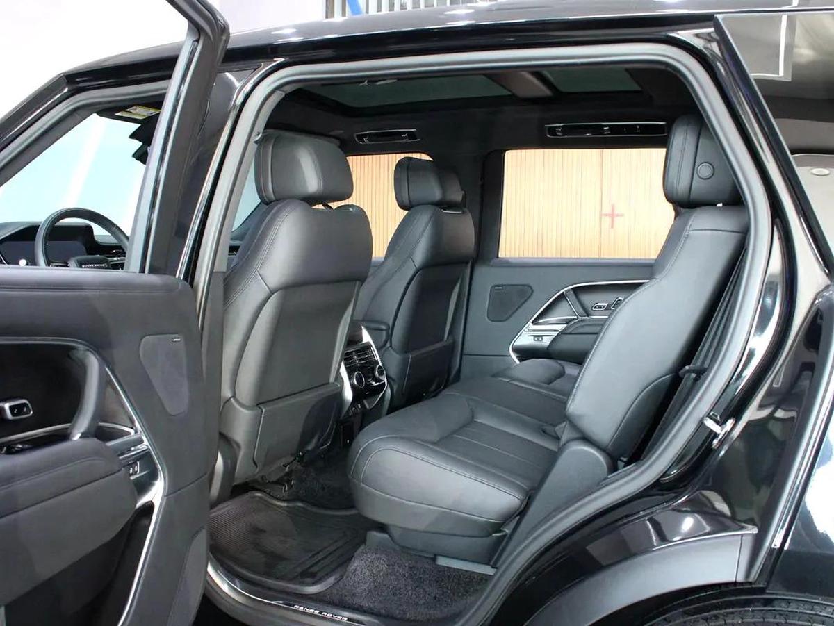 2025 - Land Rover Range Rover Vogue SE 2025 - Low mileage-6-6