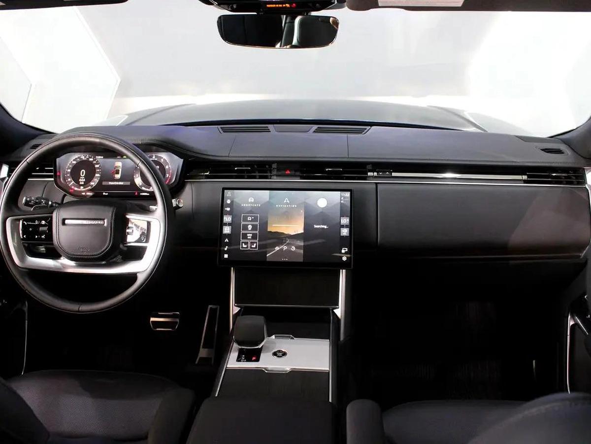 2025 - Land Rover Range Rover Vogue SE 2025 - Low mileage-15-15