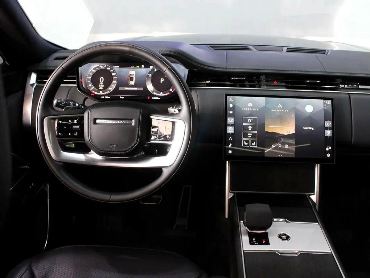 2025 - Land Rover Range Rover Vogue SE 2025 - Low mileage-2-2
