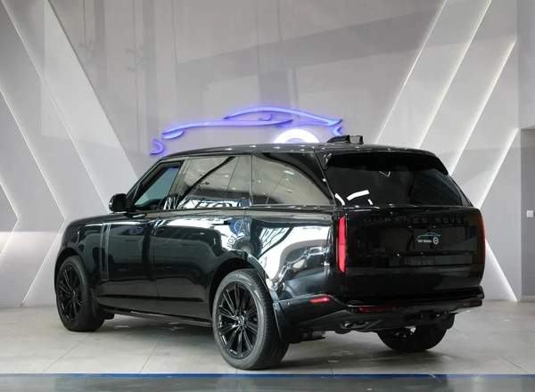 2025 - Land Rover Range Rover Vogue SE 2025 - Low mileage