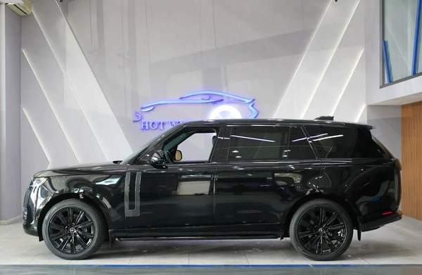 2025 - Land Rover Range Rover Vogue SE 2025 - Low mileage