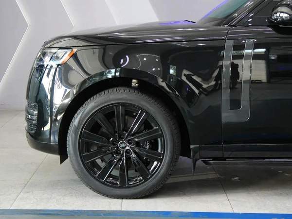 2025 - Land Rover Range Rover Vogue SE 2025 - Low mileage