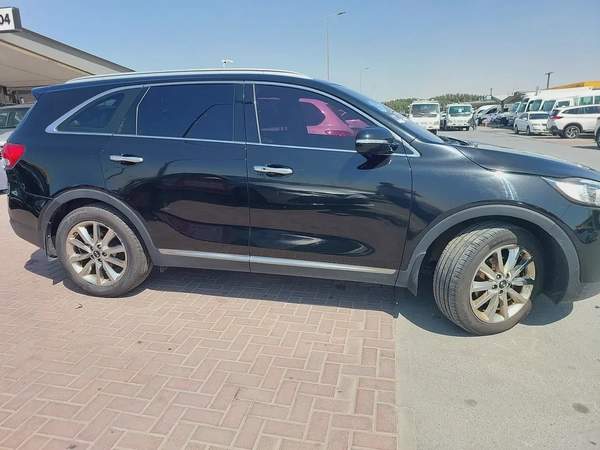 كيا سورنتو 2015