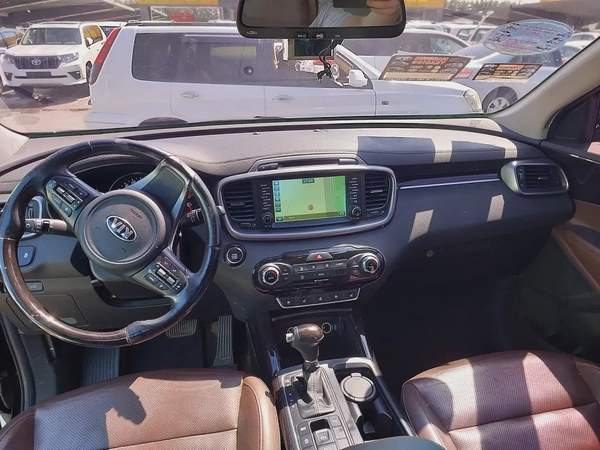 كيا سورنتو 2015